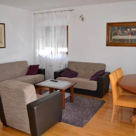 Luxury With Amazing View Apartment Mlini